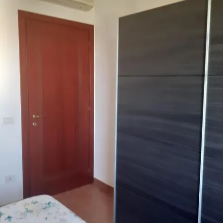 Апартаменти Bilocale Zona Mare